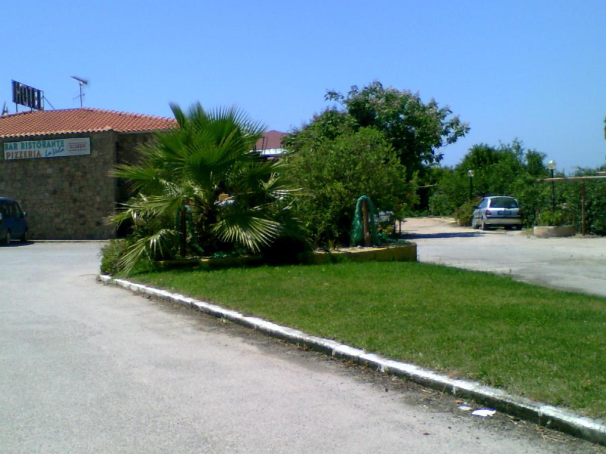 Hotel La Vela Valledoria  Luaran gambar
