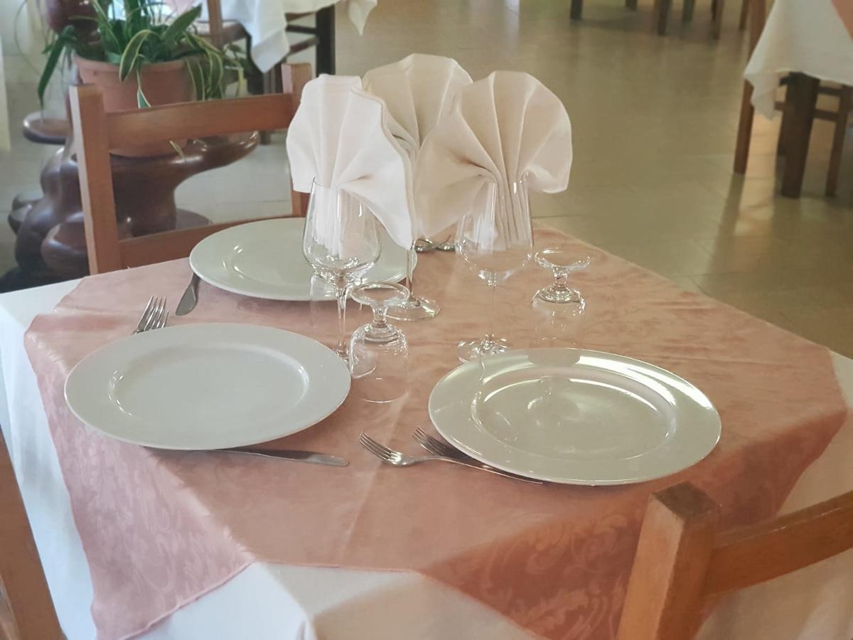 Hotel La Vela Valledoria  Luaran gambar