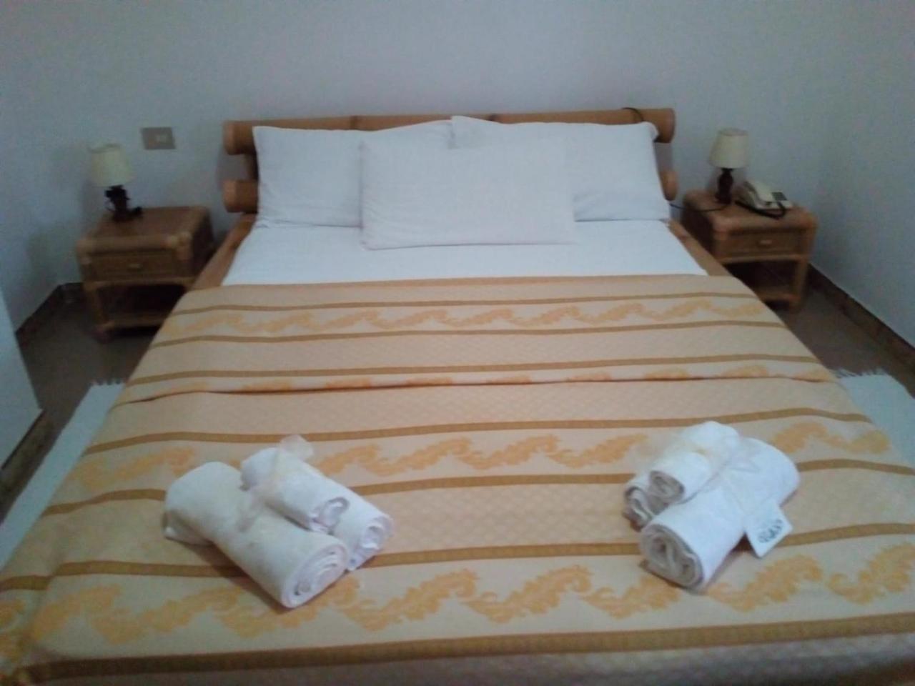 Hotel La Vela Valledoria  Luaran gambar
